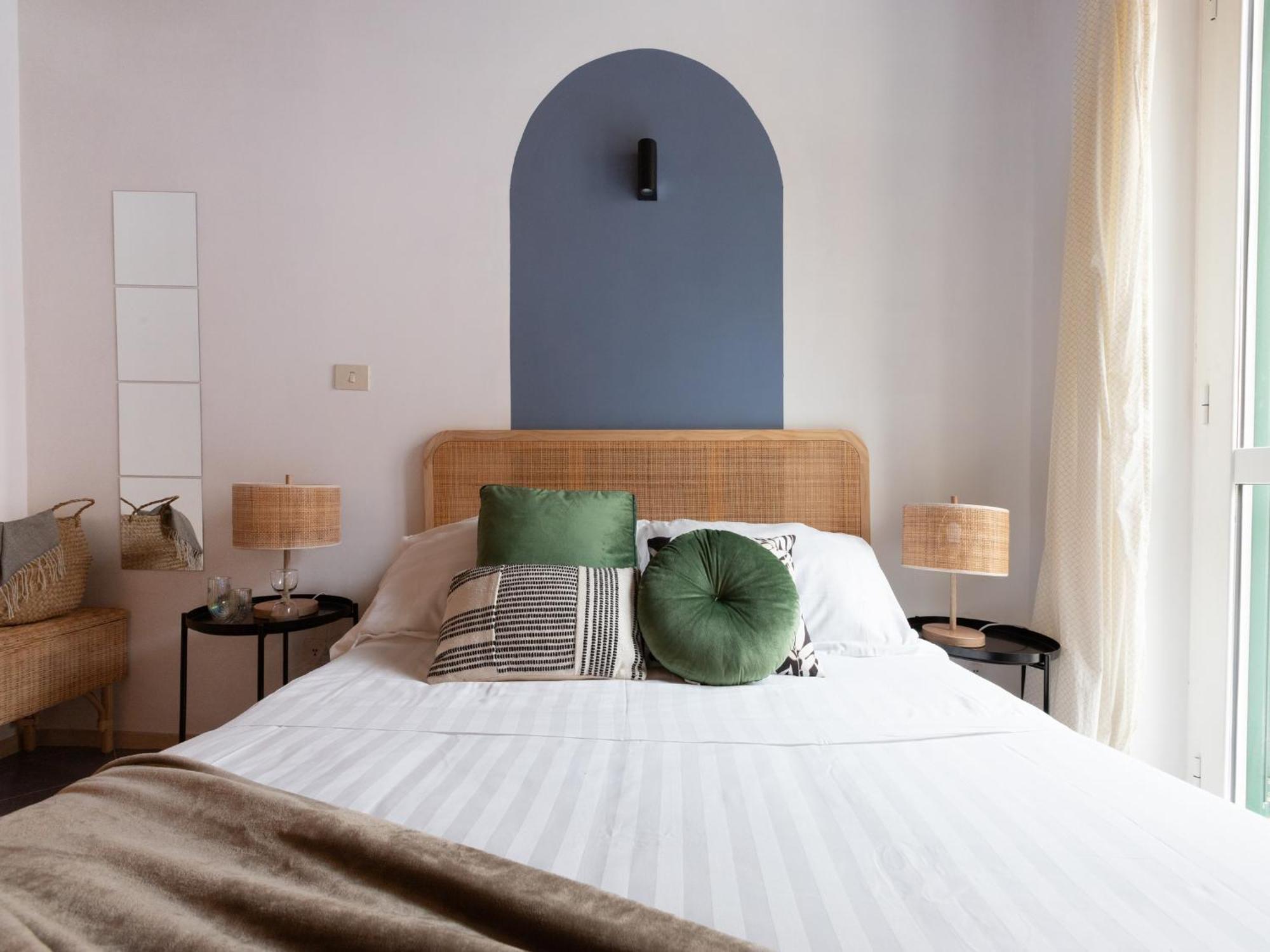 The Best Rent - Two-Bedroom Apartment With Terrace Near Trevi Fountain Rome Buitenkant foto